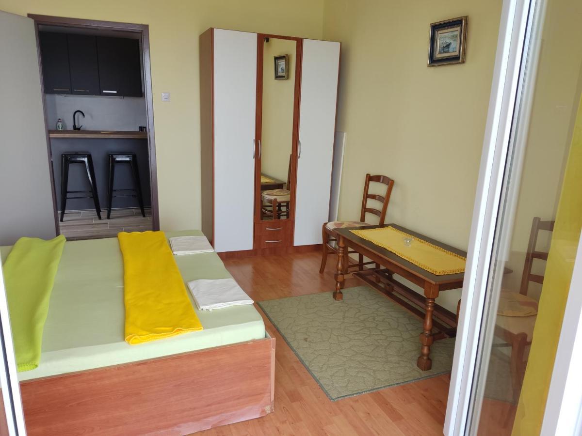 Apartment Varga Sveti Juraj Exterior foto